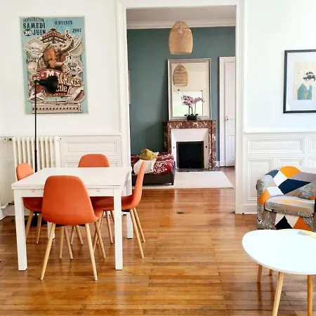 Daire L'haussmannien - Hyper Centre - Bords De L'erdre